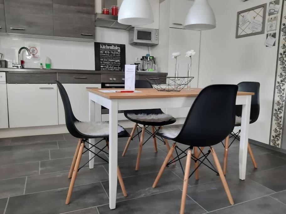 Bello Apartamento Graben-Neudorf Экстерьер фото